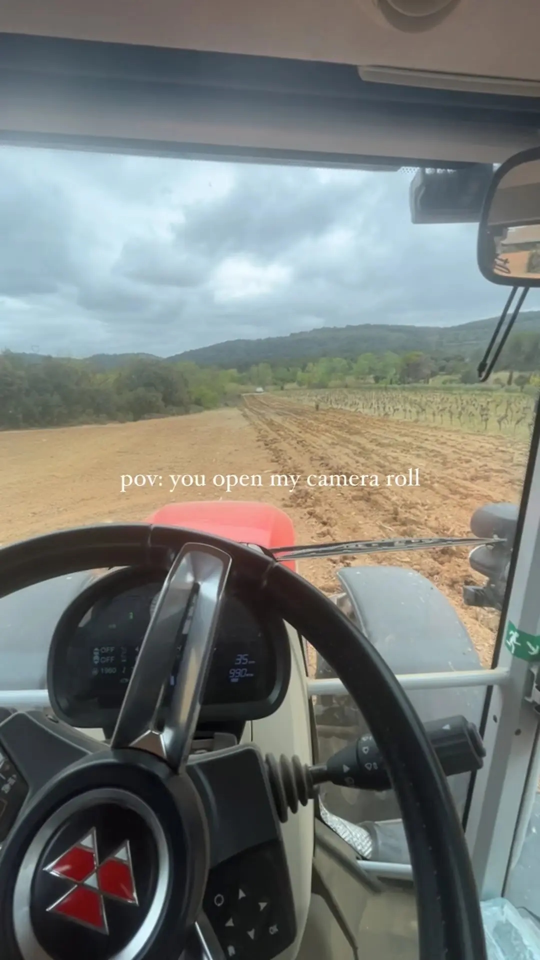 Vue depuis la cabine du tracteur